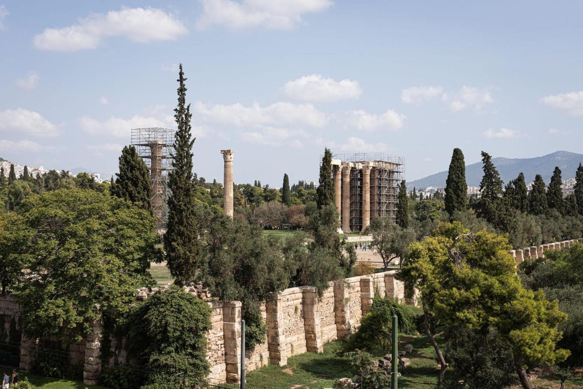 Acropolis Exclusive Residences Атина Стая снимка